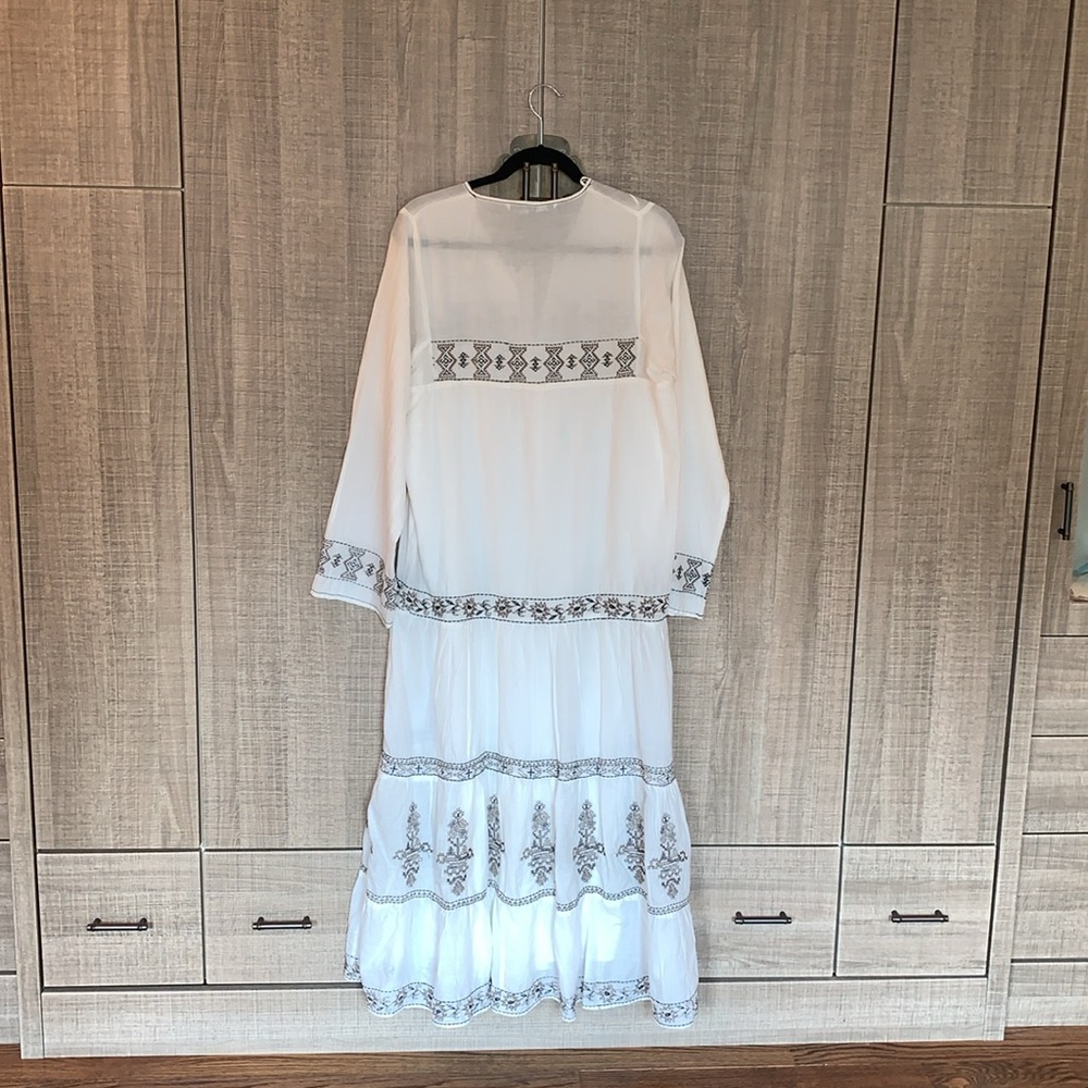 Zara‎ Embroidered Dress - Picture 4 of 17